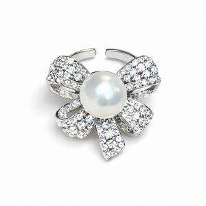 Elegant Silver Bow Pearl Ring